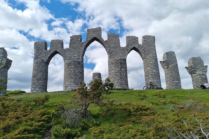 Executive Travel & Guided Tours through the Highlands of Scotland - Loch Ness Region, Dores Shoreline or the A82 Drive
