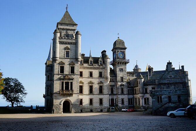 Fairytale Shore Experience - Dunrobin Castle gardens, and why the falconry show is the heart of the day