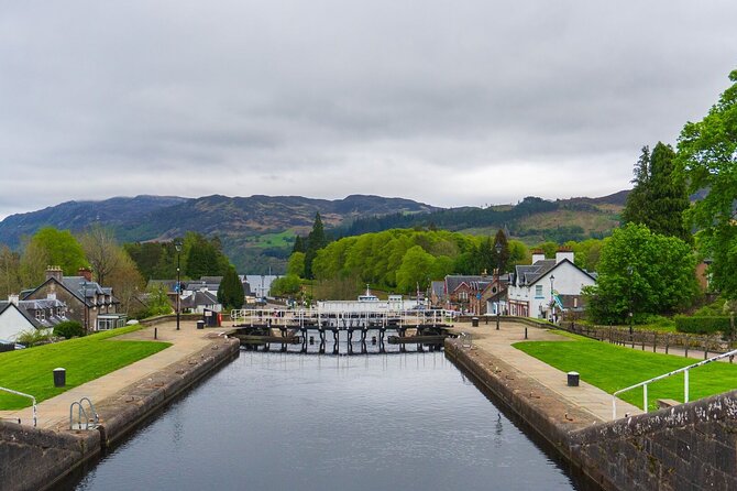From Glasgow: Scottish Highlands and Loch Ness Day Tour - Commando Monument views, Nevis Range, and trying for Ben Nevis on a clear day