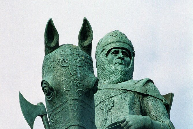 Full-Day Private Braveheart Day Tour ,small group tours Edinburgh - Bannockburn battlefield: the shock of a smaller force winning