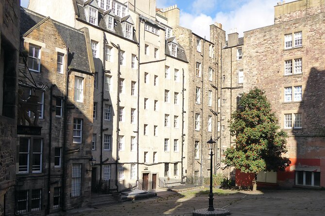 Fun, Flexible Treasure Hunt Around Edinburgh with Cryptic Clues & Hidden Gems - What makes the hunt more than a gimmick