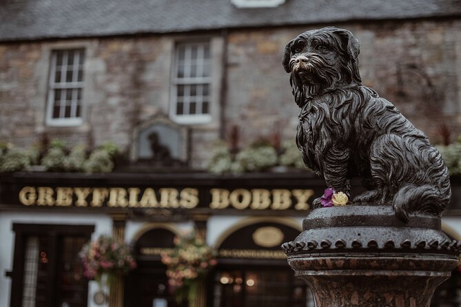 Ghosts of Edinburgh: Bloody Past Exploration Game and Tour - How the Ghosts of Edinburgh puzzle tour feels on the ground