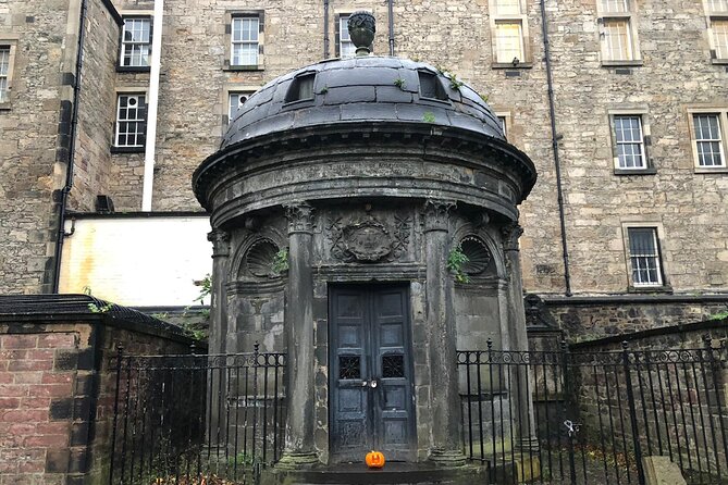 Ghosts of Edinburgh: Bloody Past Exploration Game and Tour - Pacing, phone issues, and how to avoid the most common stress