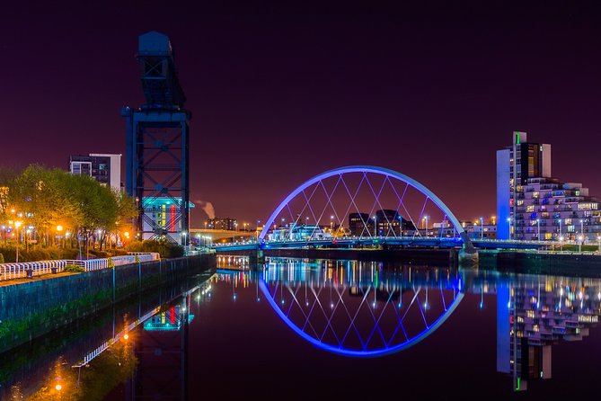 Glasgow Airport Transfer: Glasgow Airport GLA to Glasgow City in Luxury Van - Entering the airport: how the meet-and-greet actually works