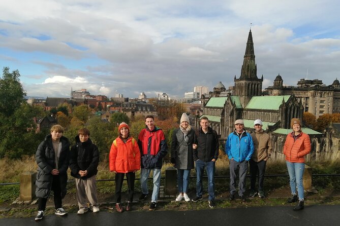 Glasgow City Centre Walking Tour with Local Guide - Getting oriented at George Square, then walking with purpose