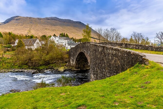 Glasgow; Glencoe, Oban & Highlands Private 11 Hour Tour - Luss on Loch Lomond: Pier Views, Old Stones, and a Viking Hogback