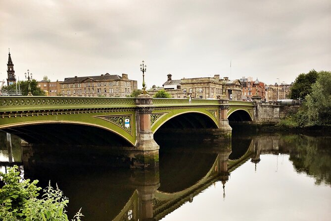 Glasgow in a Day: Family-friendly Private Day Tour from Edinburgh - Riding in a Mercedes Minivan with WiFi and live commentary