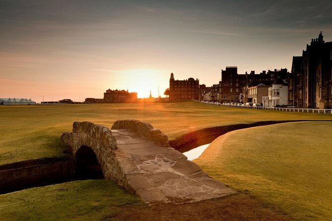 Glasgow: Kelpies, St Andrews and Fife Adventure - Why this route clicks: Kelpies, royal towns, and coastal walks