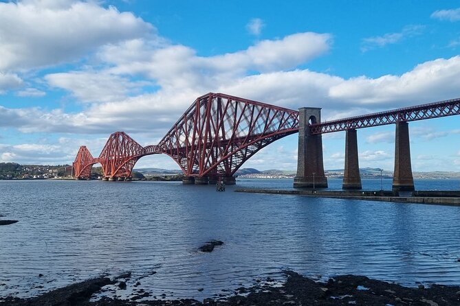 Glasgow: Kelpies, St Andrews and Fife Adventure - Falkland: charming village lanes and a Stuart-era palace option (45 minutes)