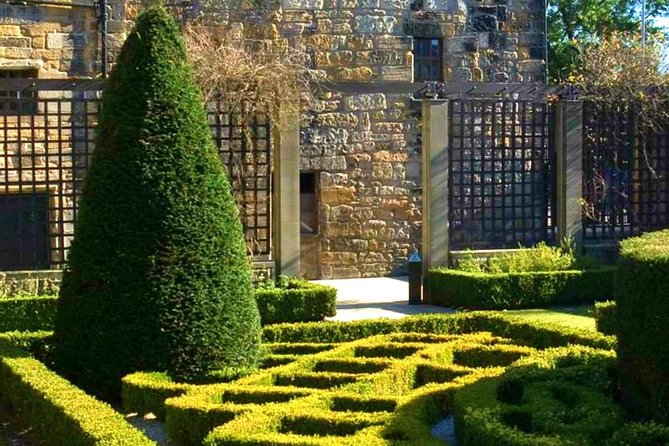 Glasgow Luxury Private Day Tour with Scottish Local - Stops 10 to 11: City Chambers and the University of Glasgow campus