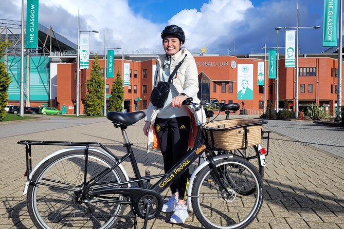 Glasgow Private Bike Tour: Highlights & Hidden Gems - Kelvingrove Art Gallery: a world-class art stop without the big-tour stress