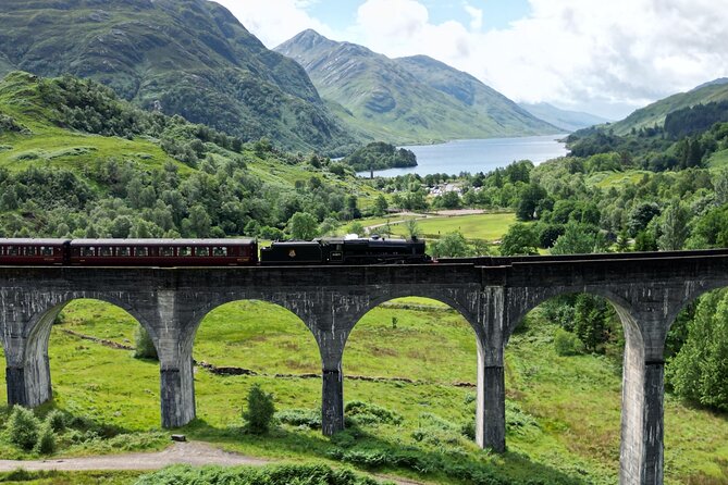 Glenfinnan, Glencoe and Scottish Highlands Day Tour - The guides: why the bus stays fun for 12 hours
