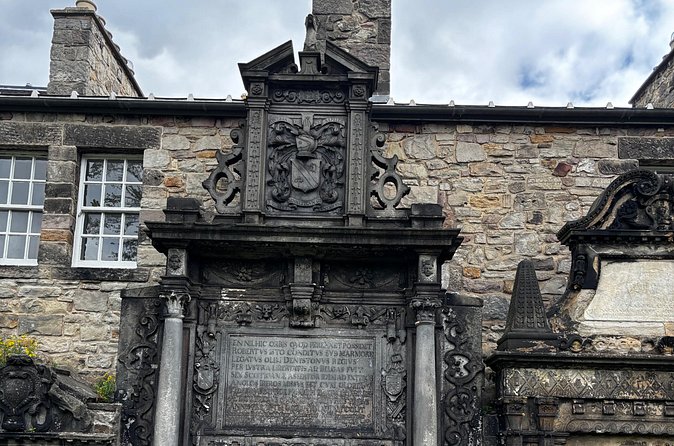 Greyfriars Walking Tour 90 Minutes Book the best! - Greyfriars Bobby: The Legend You Can Walk Through