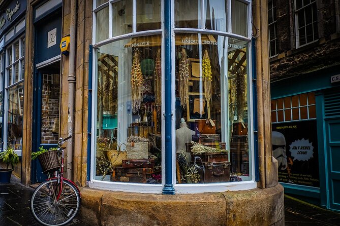 Guided 60-Minute Photography and sightseeing Tour in Edinburgh - Key highlights you’ll care about