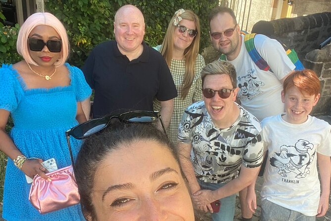 Guided 60-Minute Photography and sightseeing Tour in Edinburgh - Stop 3: Greyfriars Bobby, Storytelling, and Instagram Editing