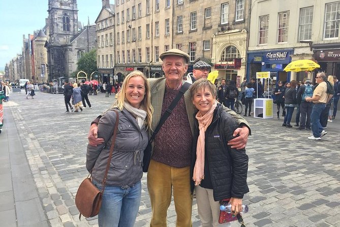 Guided Edinburgh Private Walking Tour - Getting Edinburgh Castle Moments, Even If You Skip the Ticket