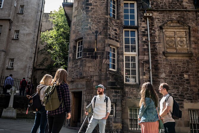 Guided Walking Tour of Edinburgh Historic Old Town - The cathedral stop: John Knox’s influence, seen in stone