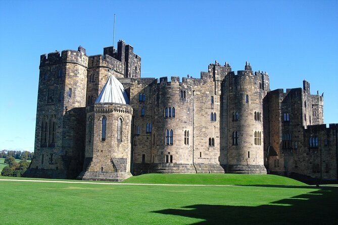 Harry Potter, Alnwick Castle, Bamburgh Castle, Seals Tour - Key highlights you will actually feel during the day