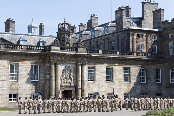 Harry Potter Edinburgh Top Sights Tour with Holyrood Palace - A Small-Group Potter Walk That Ends at Holyrood Palace