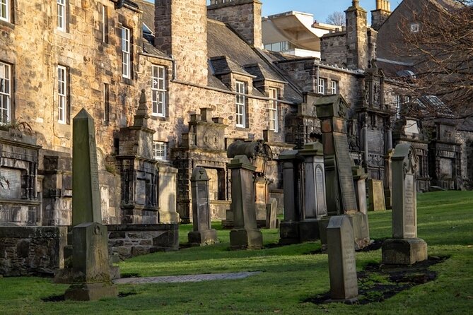 Harry Potter's Edinburgh Tour and House of Illusions Experience - Victoria Street’s Diagon Alley vibe, then the City Chambers finish