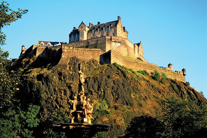 Harry Potter Tour & Edinburgh Castle Visit - New Town Lookout: Where the City Helps the Imagination