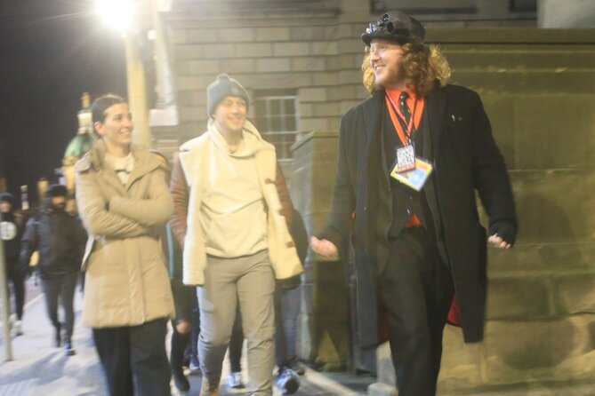 Haunted Histories walking Tour - Meeting on the Royal Mile, small group size, and how the walk feels