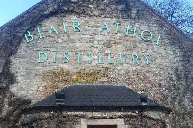 Highland and Lowland whisky tour - Half day from Edinburgh - The itinerary in real life: what happens at each distillery
