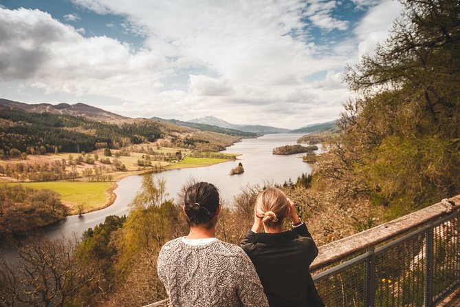 Highland Lochs, Glens & Whisky Day Tour Including Admission - Entering the day: how the Edinburgh start sets the pace