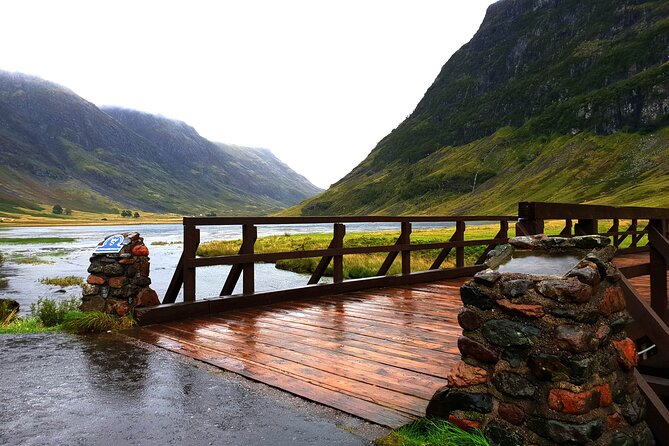 Highlands, Glencoe and Glenfinnan Viaduct Private Tour - Passing Linlithgow Palace, the Kelpies, Stirling Castle, and Wallace views