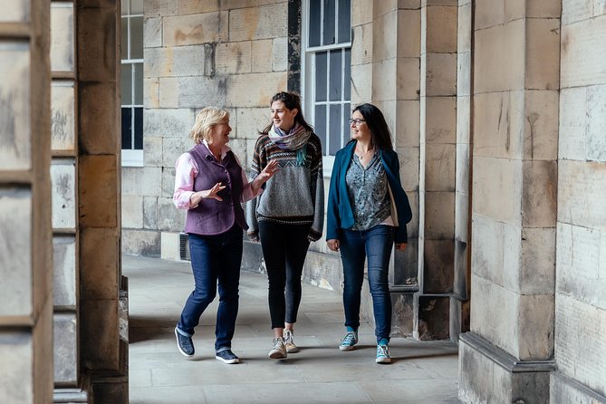 Highlights & Hidden Gems With Locals: Best of Edinburgh Private Tour - Castle Rock views without entry pressure at Edinburgh Castle