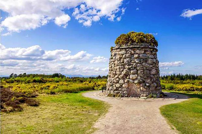 INVERGORDON PORT Tour of Culloden, Cairns & Cawdor Castle - Loch Ness in 30 minutes: Nessie spotting, without overpromising