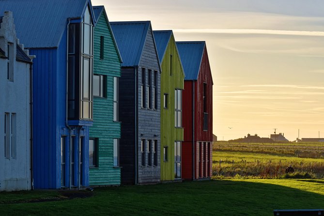 Inverness: John O'Groats, Dunrobin Castle & the Far North - Golspie gallery stop: coast town vibes without the time suck