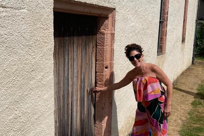 Inverness Outlander Tour - Loch Ness Region Stop: A Quick Look at the Monster Story and the Water Depth