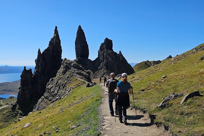 Isle of Skye 3-Day Privately Guided Tour in Luxury Minivan - Day 3: Kintail, Fort Augustus, Loch Ness, and Pitlochry Comfort Finish