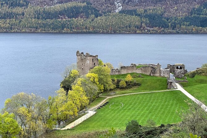 Isle Of Skye Tour Including Fairy Glen Quiraing and Kilt rock - Urquhart Castle ruins: a 10-minute photo stop that works