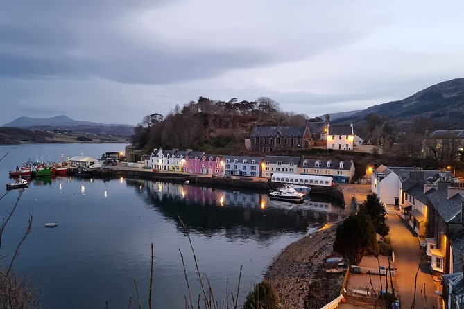 Isle off skye tour - Urquhart Castle Views: Ruins, History Context, and Fast Stops
