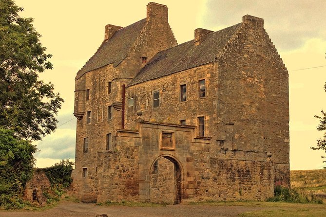 Jamie Fraser Outlander tour to Lallybroch tours Edinburgh - Price and value: $605.56 per group up to four