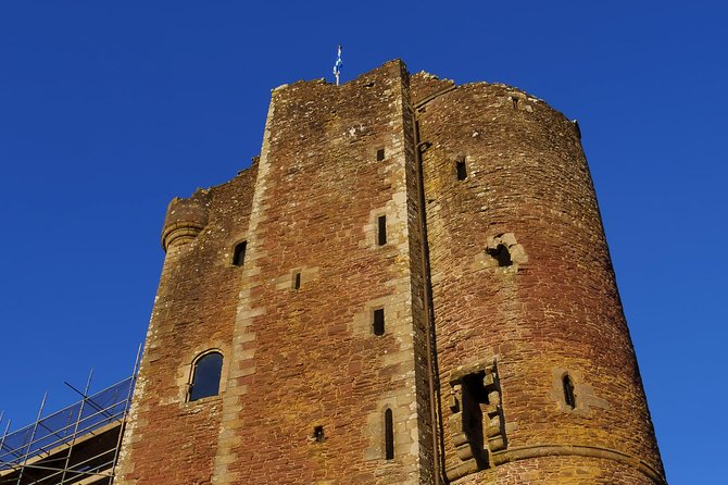 Jamie Fraser Outlander tour to Lallybroch tours Edinburgh - Who should book this tour, and who might skip it