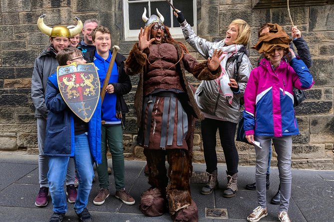 JK Rowling’s Edinburgh & the Writing of Harry Potter 4½hrs - Starting at the Monument to Wellington, then getting your bearings fast