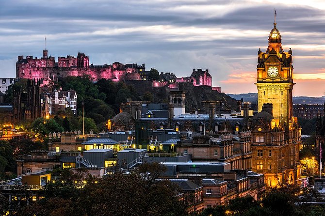 JK Rowling's Harry Potter Walking Tour in Edinburgh - Entering the Royal Mile With a Script in Your Head