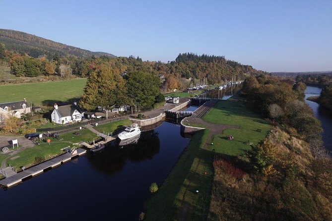 Legendary Loch Ness and Urquhart Castle Tour - Dochgarroch and the Caledonian Canal locks: where Loch Ness starts to feel real