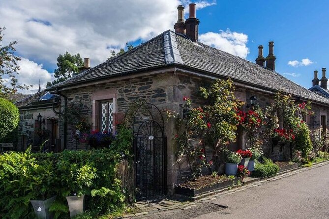 Loch Lomond & Inveraray Private Day Tour with Scottish Local - Luss: The Pretty Village Stop That Feels Like a Pause