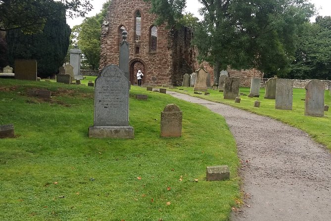 loch Ness, Clava Cairns, Culloden, COO,S, DRAMS & Outlander sites - Inverness start: St Andrew’s Cathedral and the River Ness origin story