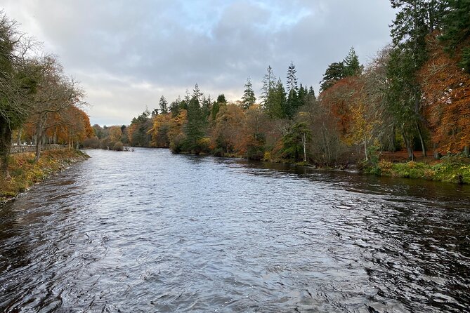 loch Ness, Clava Cairns, Culloden, COO,S, DRAMS & Outlander sites - Price and value in a 6 hours 45 minutes private day