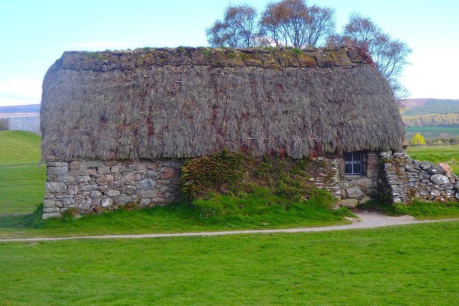 Loch Ness & Culloden Battlefield Private Tour from Inverness - Urquhart Castle ruins: the Ness-side viewpoint you’ll remember