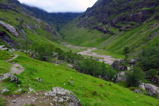 Loch Ness , Heilan Coos ,Great Glen , Fort William and Glencoe - Fort William, Neptunes Staircase, and canal history you can actually see