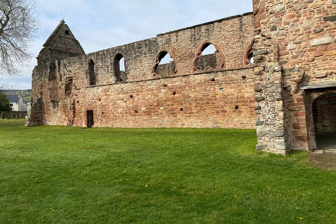 loch Ness, Inverness and Outlander Sites From Invergordon Port - Great Glen Distillery: a short tasting break that doesn’t eat the day