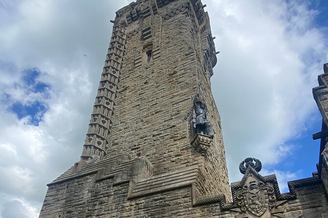 Luxury/Private Day Tour Glasgow to Stirling/Falkirk/Distillery - The Kelpies and The Helix: free viewing time plus optional guided entry