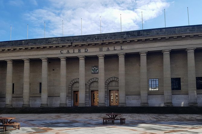 Made in Dundee: A Self-Guided Audio Tour - Starting at the Desperate Dan statue, and letting Dundee narrate itself
