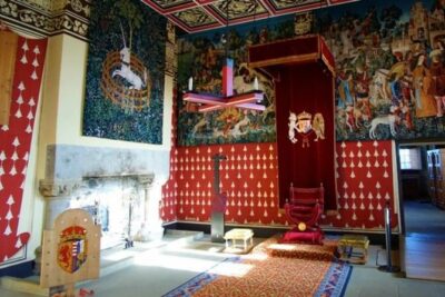Mary Queen of Scots Luxury Private Tour with Scottish Local